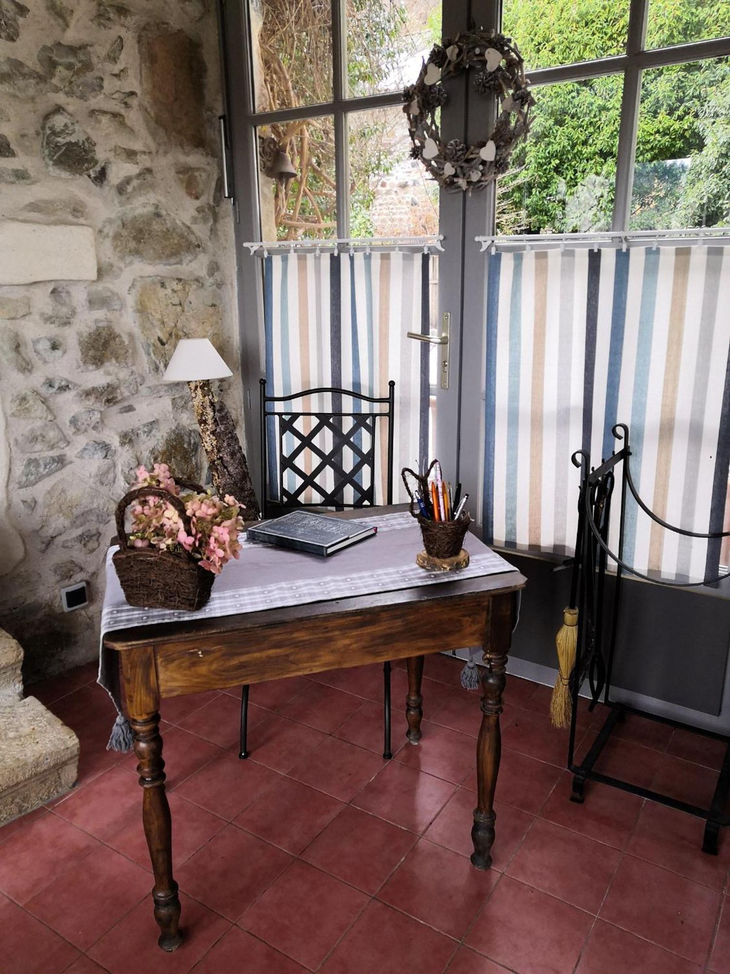 Gite Du Hameau D'Amignie Vernay Εξωτερικό φωτογραφία